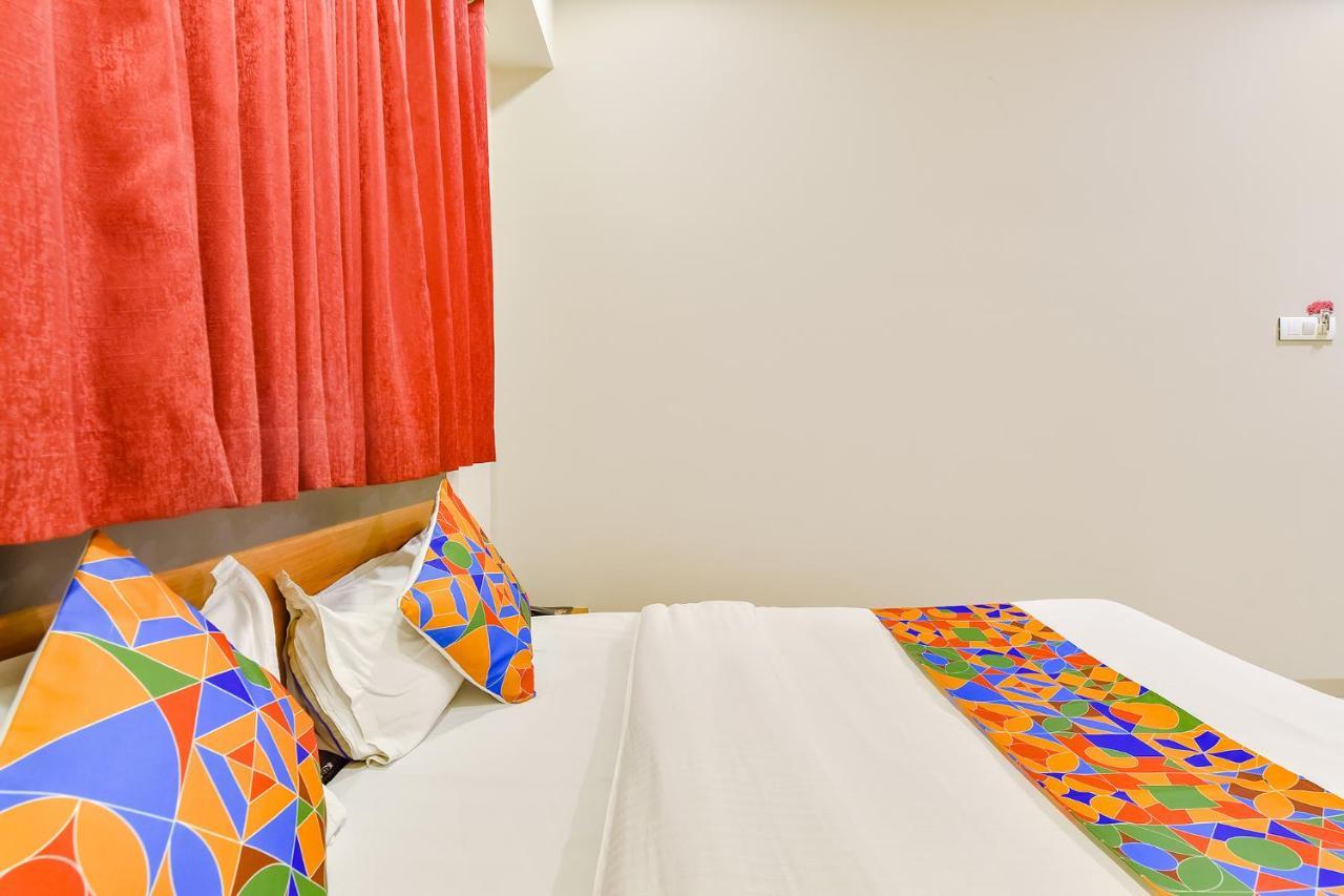 Fabhotel Happinex Сурат Экстерьер фото